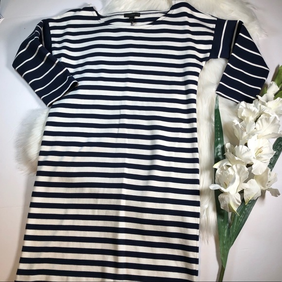 ❤️5/$25 J. Crew Scoop Neck Sweater Dress Navy Blue & White - Picture 9 of 10